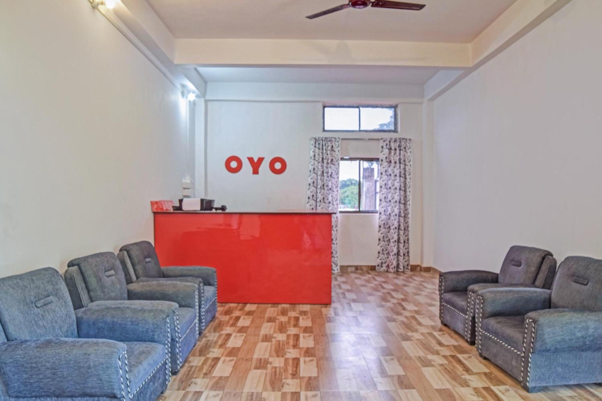Spot On Jp Guest House Kaharpara Bagian luar foto
